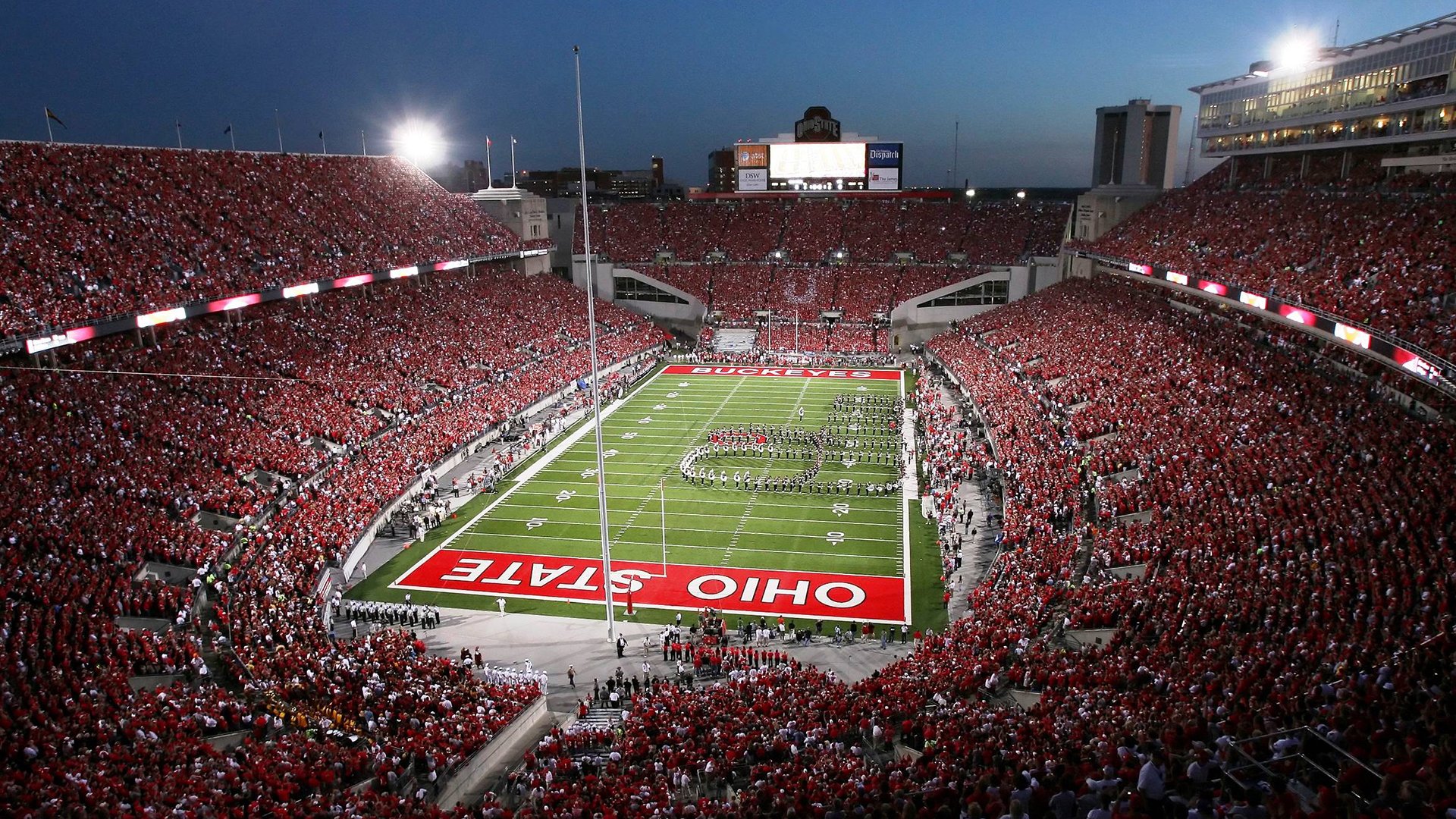 体育品牌赞助赛事加码推动联赛曝光率与商业价值双提升,体育赞助加强品牌知名度的利弊